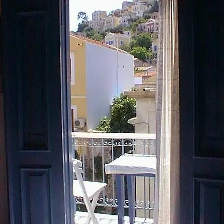 Albatros 2* Symi