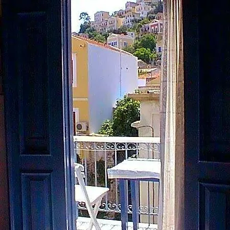 Albatros 2* Symi